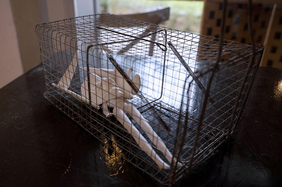 Hudo' I (2021) Mixed Media, 23cm x 11.5cm x 20cm